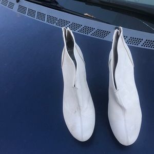 Jennifer Lopez booties